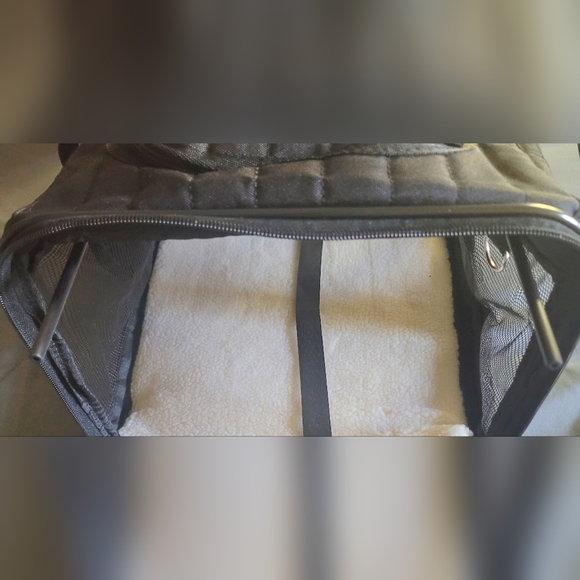 Pet Carrier Soft Sided Mesh Travel Tote For Small Dog or Cat - Picture 3 of 13